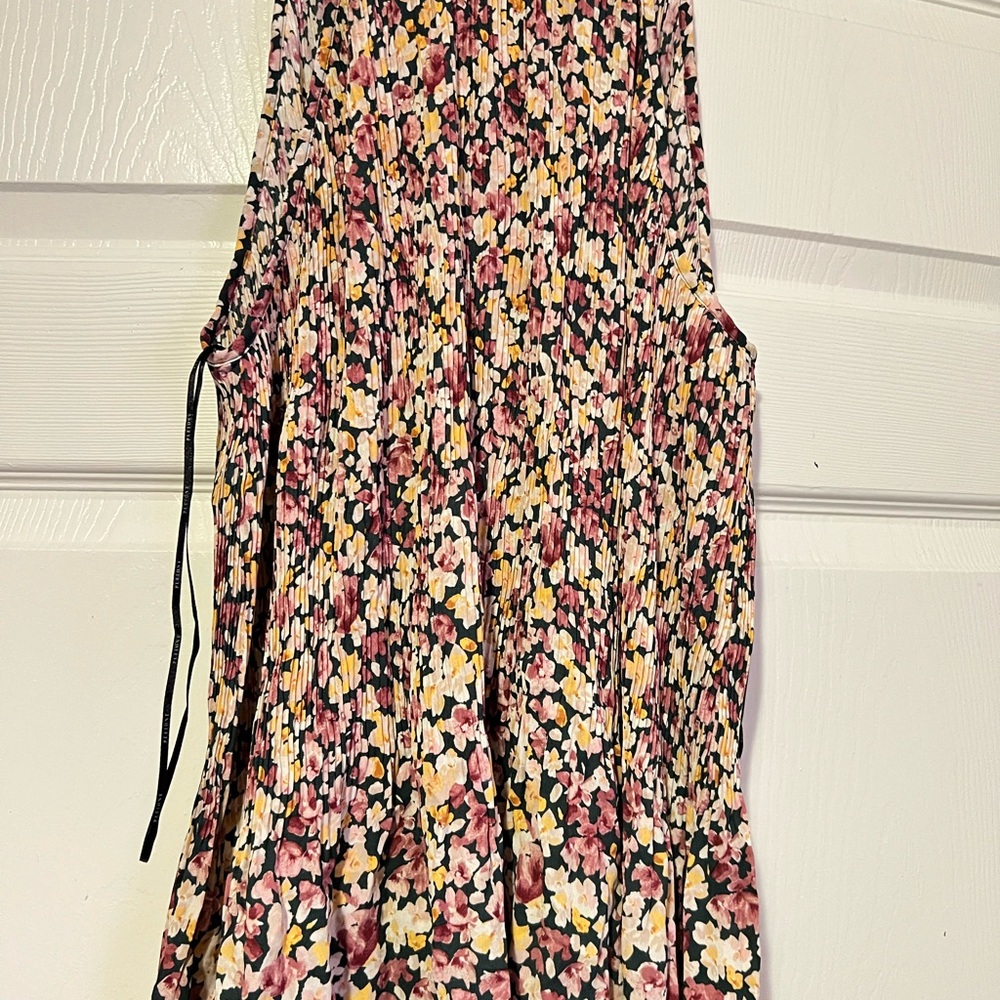 Floral Pleated Women's shirt